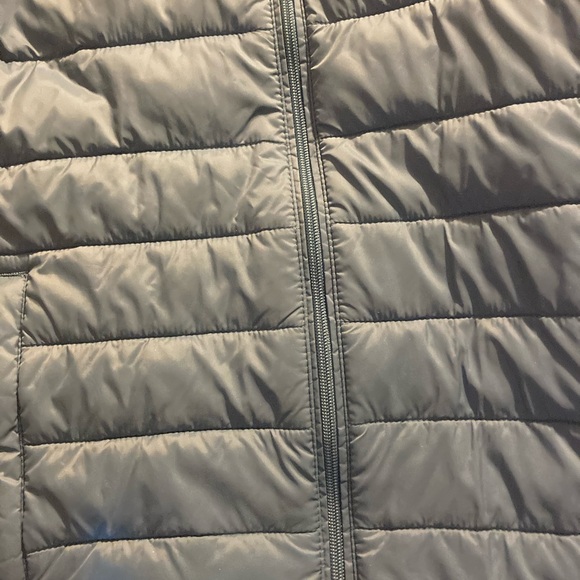 Men’s Coat - Picture 2 of 9